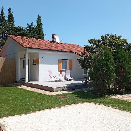 Holiday Home Mirela Šišan Buitenkant foto